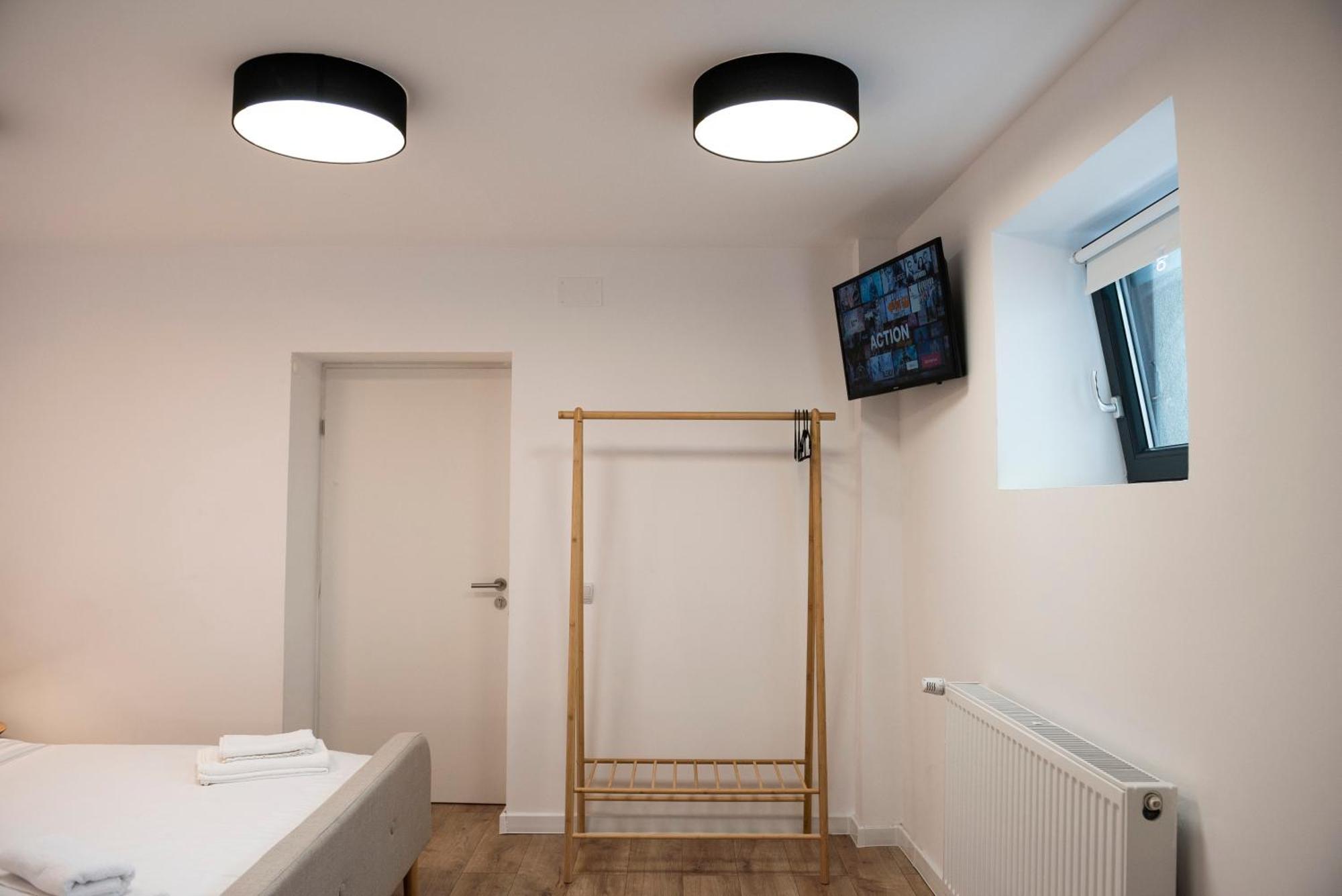 Lazynest Residence Bukares Ruang foto