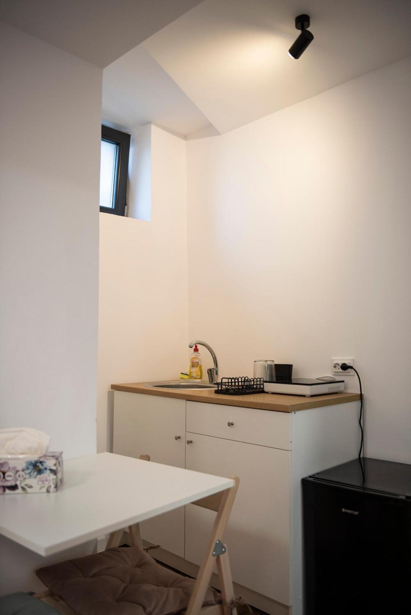 Lazynest Residence Bukares Ruang foto
