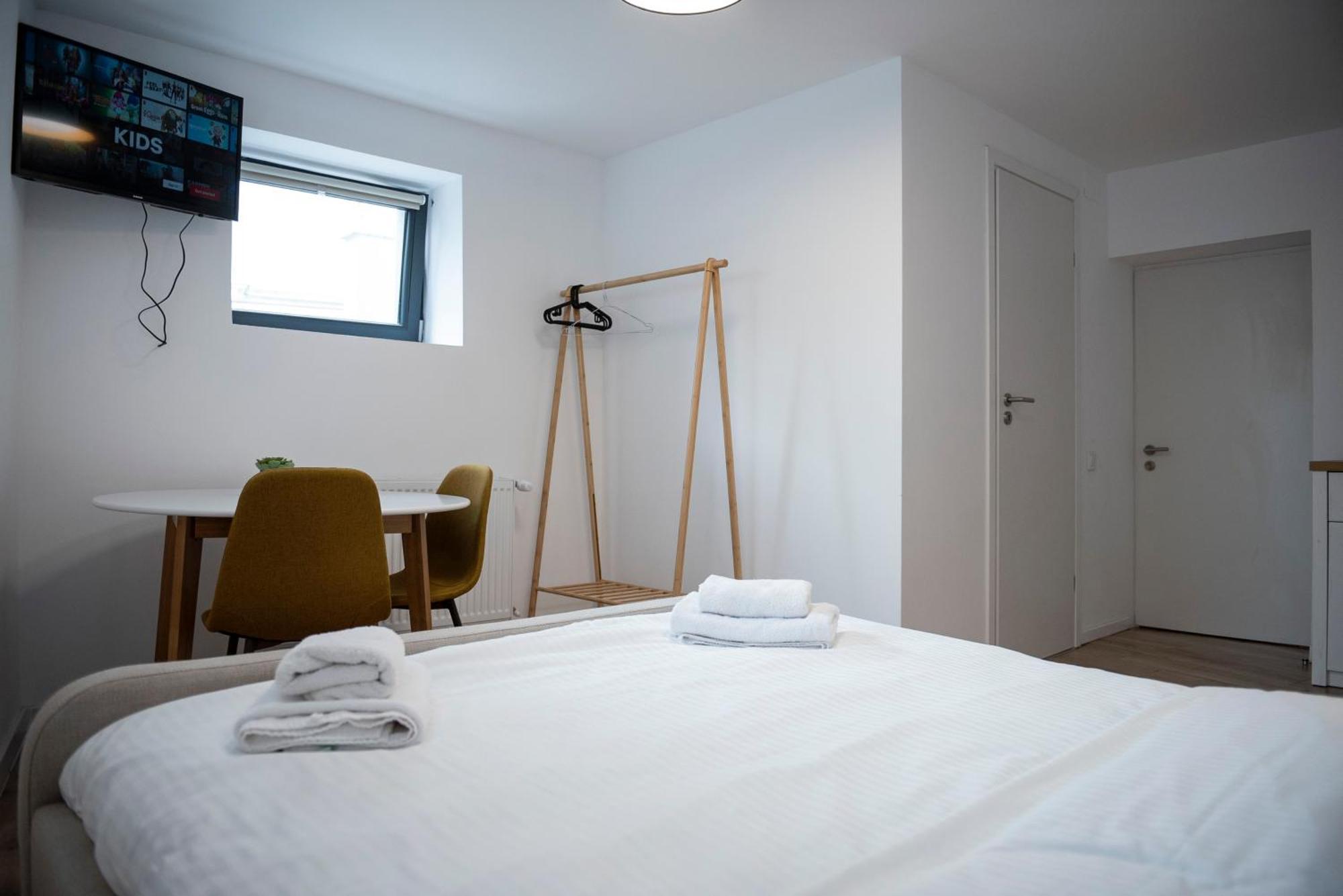Lazynest Residence Bukares Ruang foto